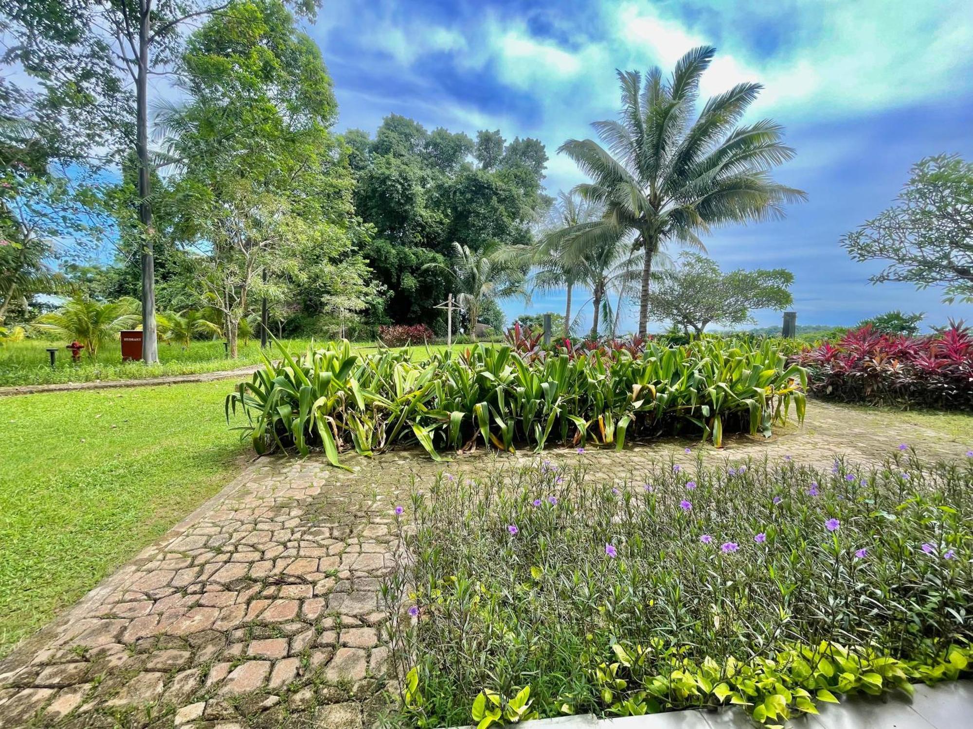 Swiss-Belresort Belitung Tanjungbinga Exterior foto